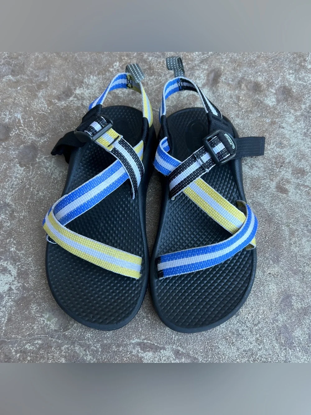 Chaco Kids Sandals in Black with Blue & Yellow Straps Sz 2